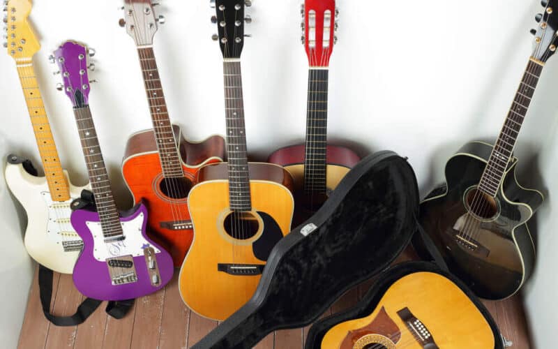 storing guitar